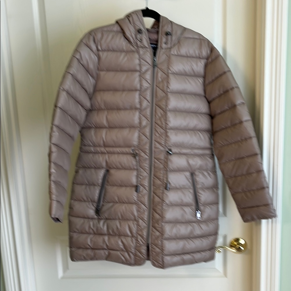 Kenneth Cole Tan Puffer Jacket Sleek Mid-Length Design
